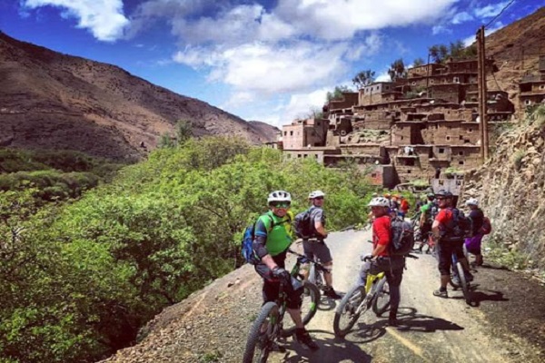 people riding mtb in berber village