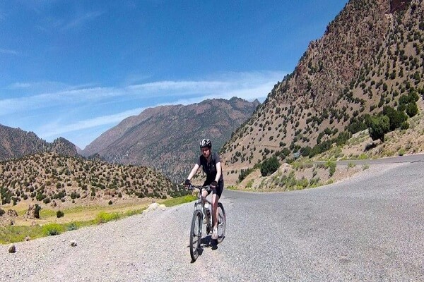 riding mtb in morocco mountains